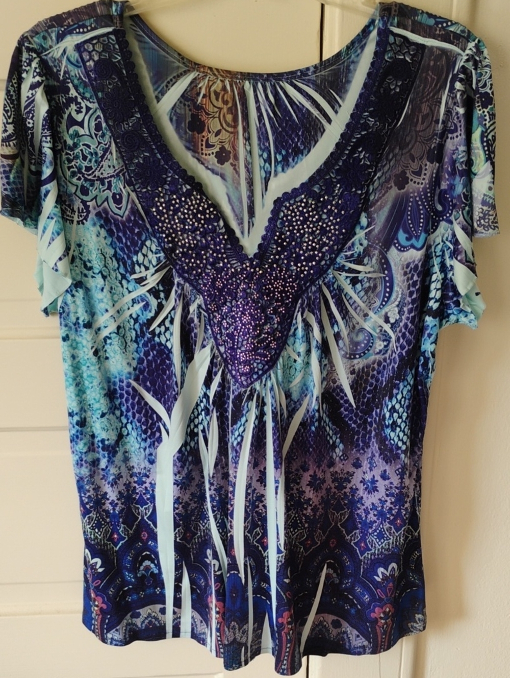Embellished V-Neck Printed Women's Top in Blue & Purple Plus Size